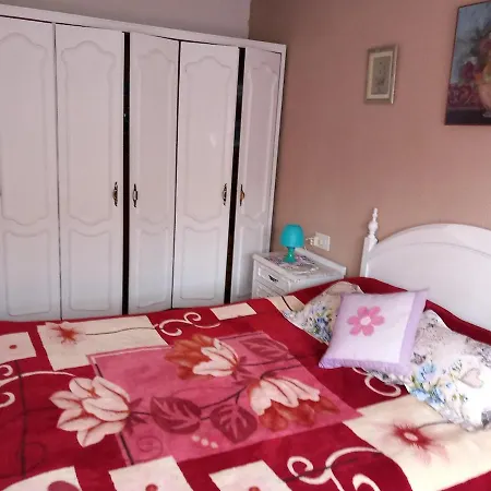 Privileged Setting Close To Plaza Mar 2 شقة *