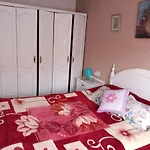 Privileged Setting Close To Plaza Mar 2 Appartamento *